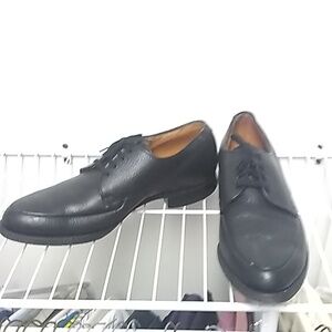 MENS black leather tie shoes